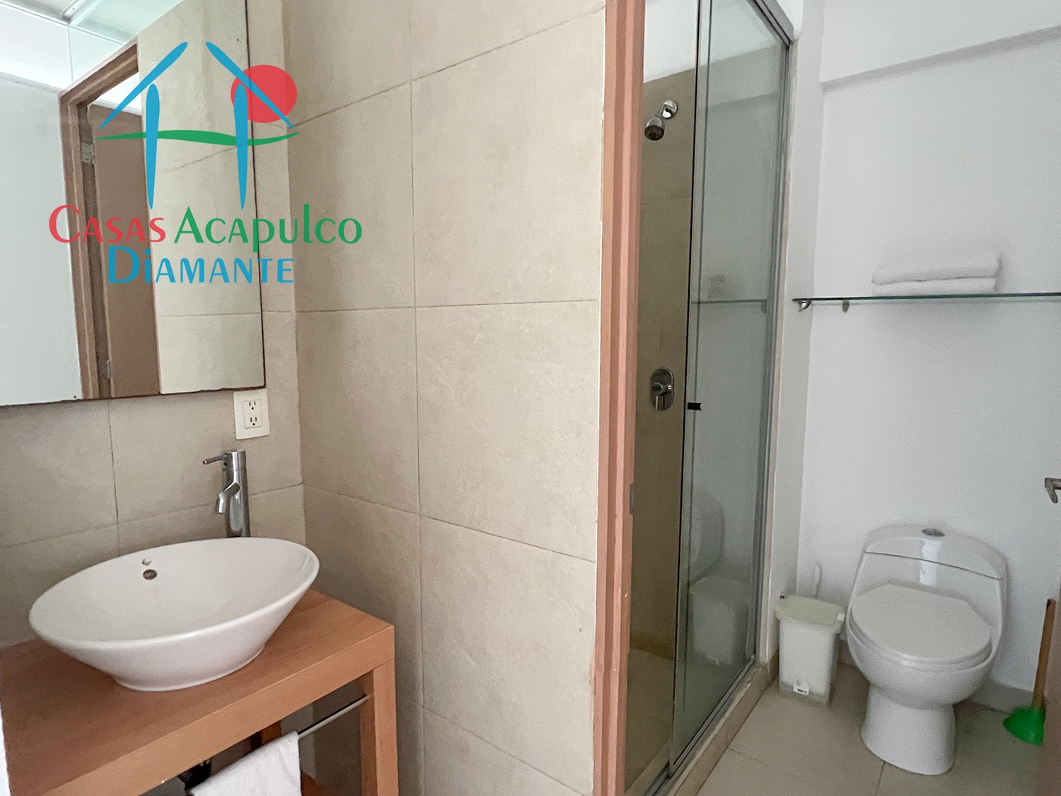 Aura A 008 - Baño 1